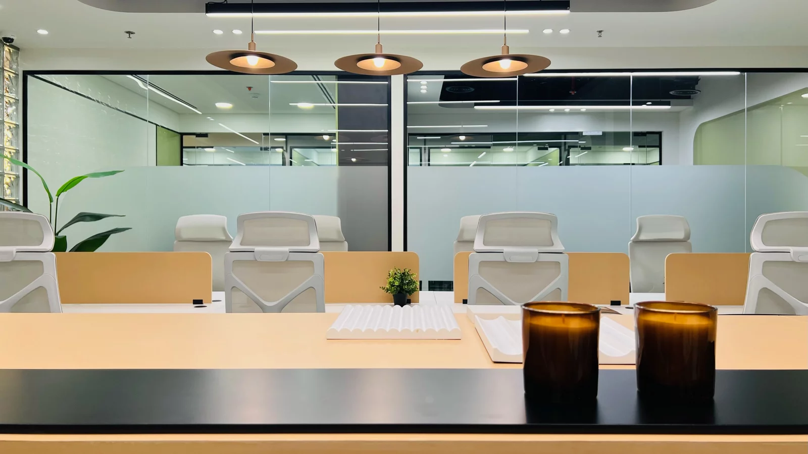 Step Into Your Ideal Coworking Space in DubaiThe Best Flexi Desks to Enterprise Offices, All in One Place
